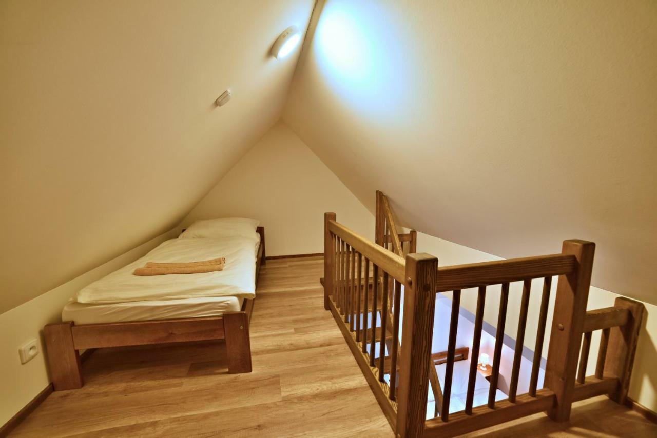 Statek Pod Lipou Hotel Pilnikov Bagian luar foto